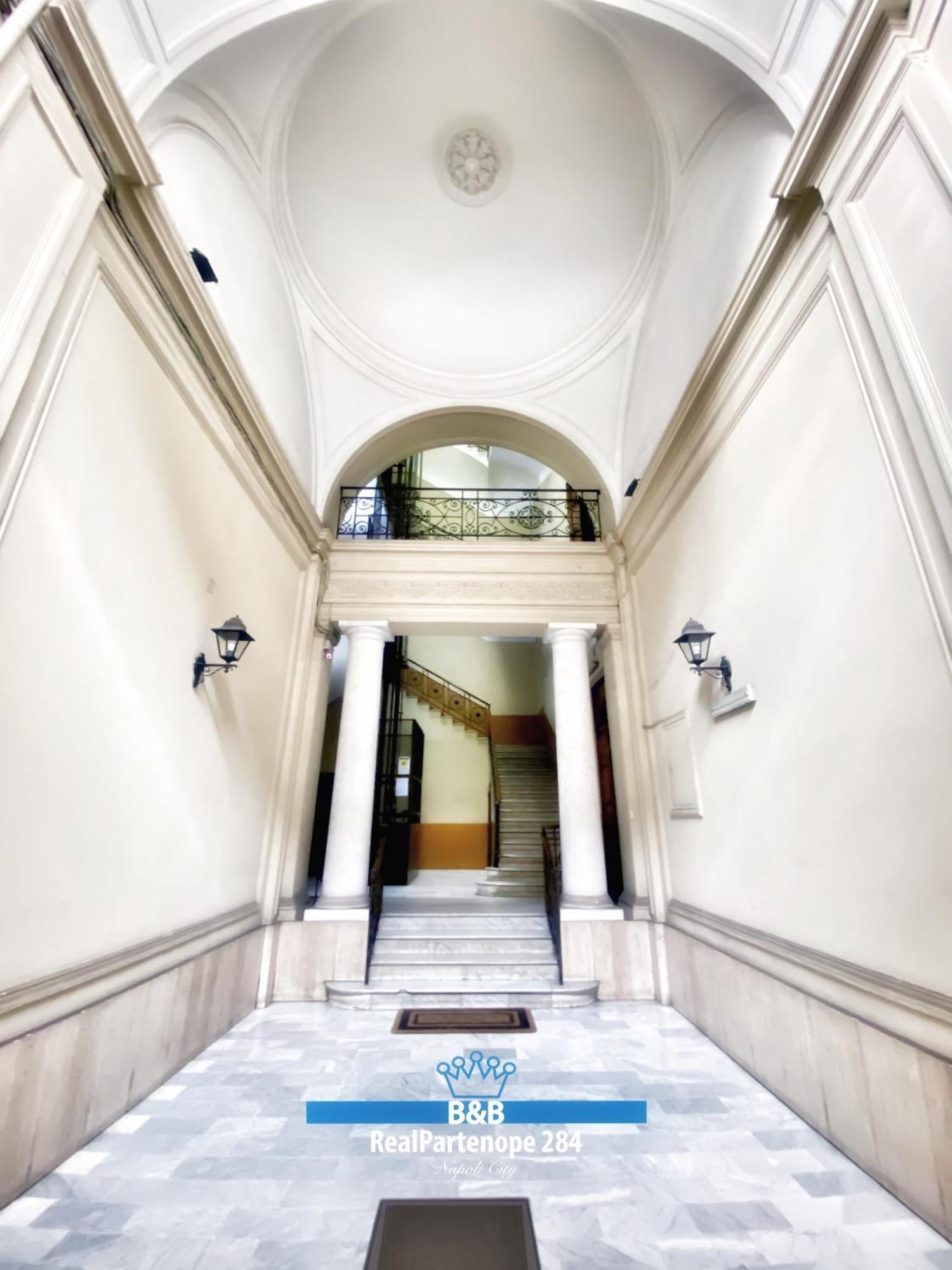 Realpartenope B&B 284 Неаполь Экстерьер фото